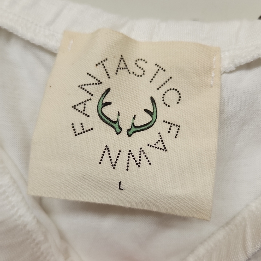 Fantastic Fawn White T-shirt With Ruffles Size Large - Picture 4 of 5